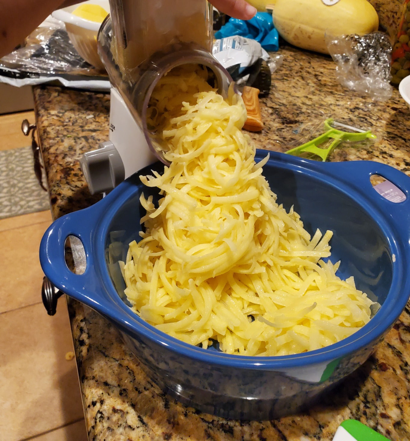 CORTEMIX™ - Corta patatas, queso y verduras en tiempo record. Incluye 3 cabezales. (+ Envío GRATIS) *Lavado ultra-fácil. *Oferta única navidad pasa tiempo en familia